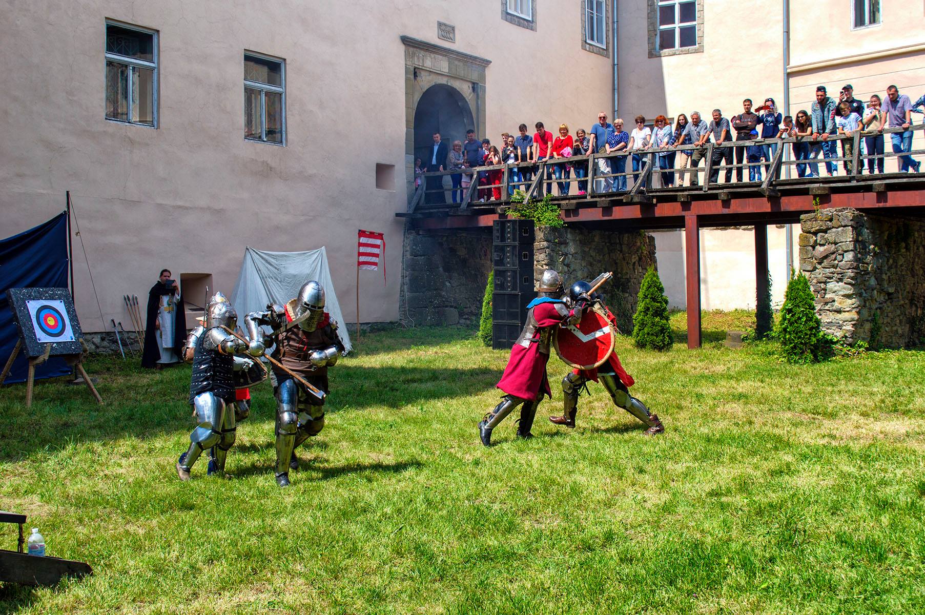 Megelevenedett a múlt