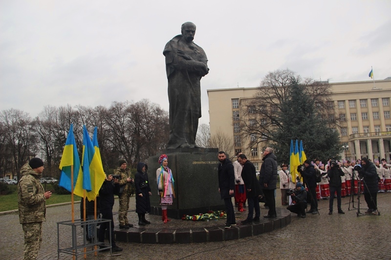 В Ужгороді відзначили 209-ту річницю з Дня народження Тараса Шевченка
